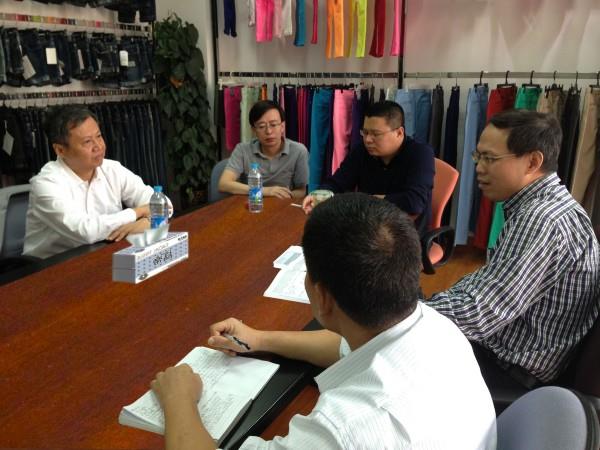 集团领导调研上海尊龙凯时公司