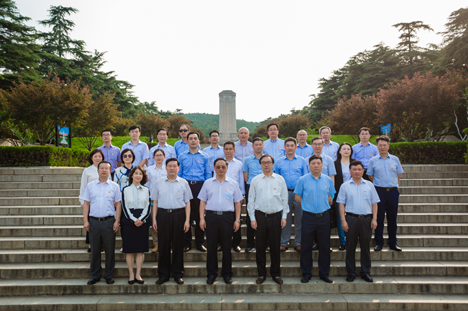 z6尊龙凯时集团党委赴徐州开展 “跟着习近平总书记足迹学党史”专题活动4_副本.png